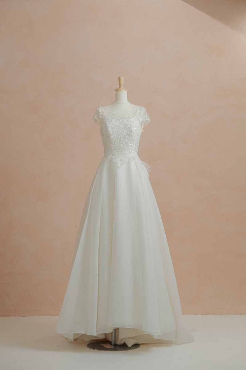 ウェディングドレス(スタジオモフ)