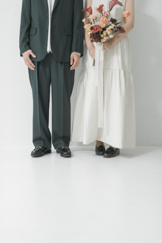 photo studio moph_洋装×スタジオ