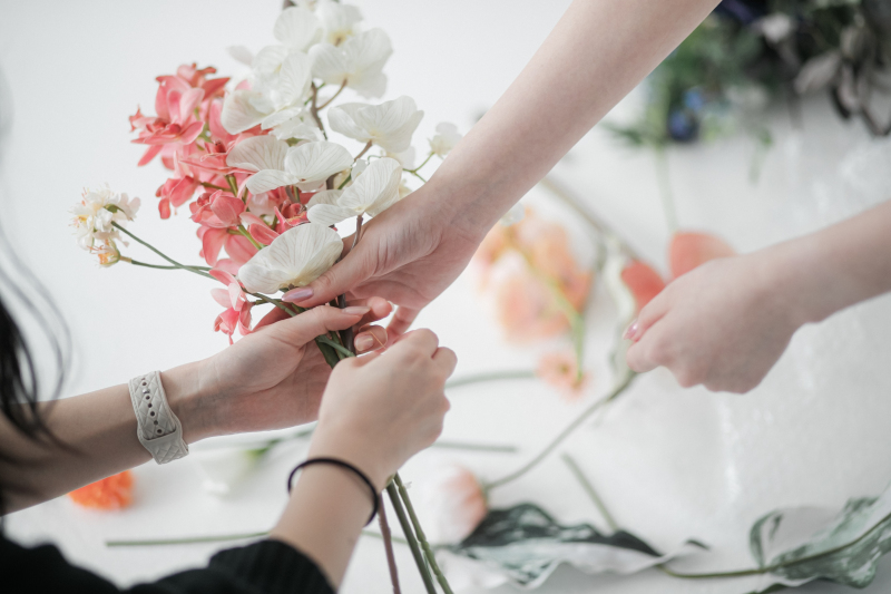 【1〜2月撮影限定！50％OFF】洋装１着スタジオプラン｜256,000円&rarr;128,000円（衣装、着付け、ヘアメイク込み）