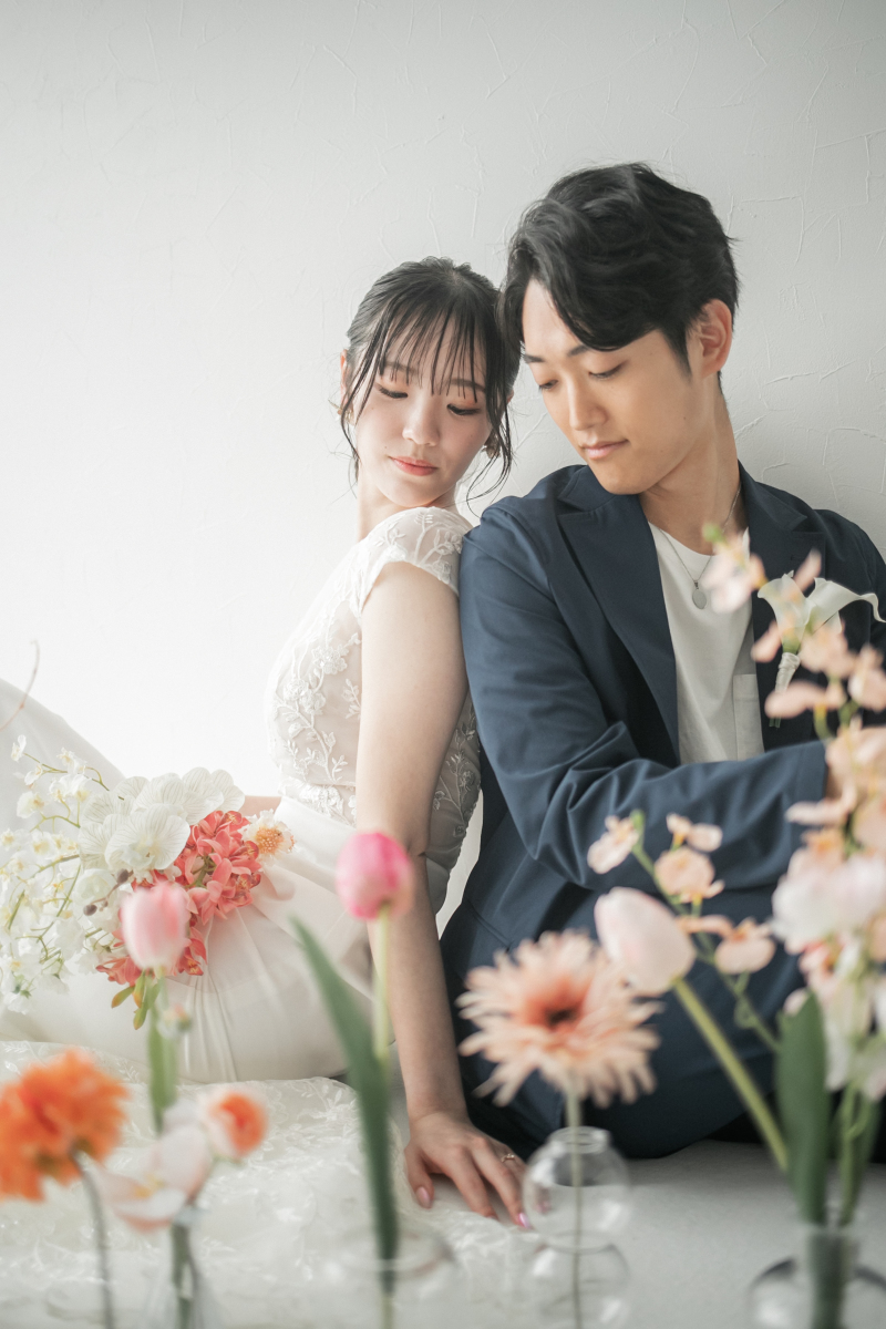 【3月平日撮影限定】スタジオモフOPEN祝2周年⭐︎感謝フェア⭐︎｜スタジオ洋装2着（衣装2着新婦様 全データ300カット以上）