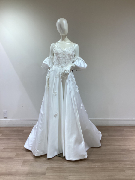 ウェディングドレス