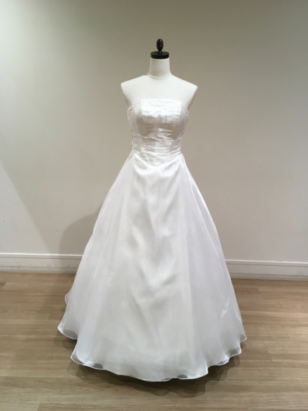 ウェディングドレス