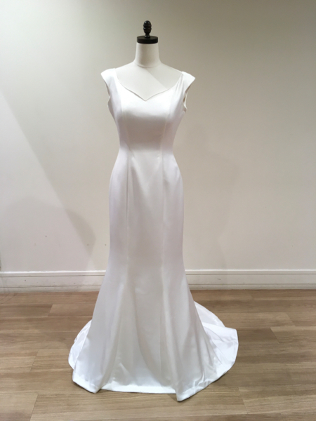 ウェディングドレス