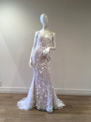 ウェディングドレス