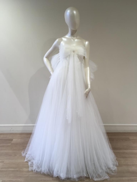 ウェディングドレス