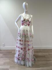 ウェディングドレス