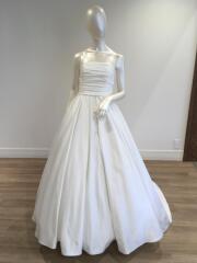 ウェディングドレス