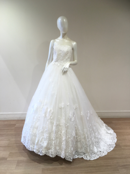 ウェディングドレス