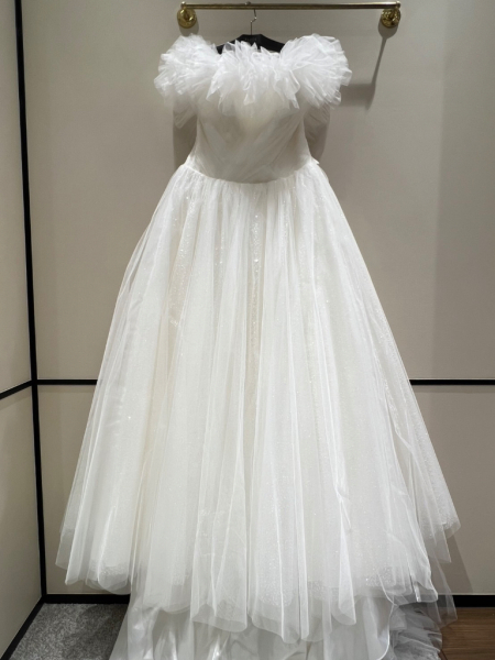 ウェディングドレス