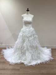 ウェディングドレス