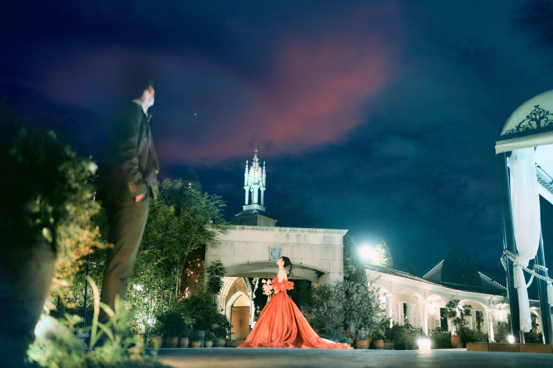 広大な敷地でトワイライトフォト