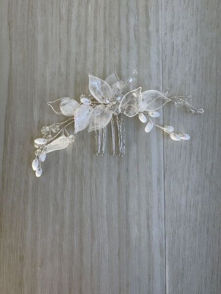 ヘッドアクセサリー