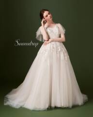 ウェディングドレス