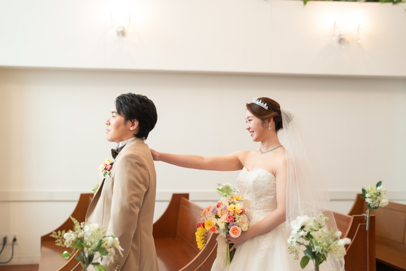 【チャペルフォト*ファーストミート付】ご家族様と一緒の撮影もOK★貸切邸宅のステンドグラス煌めく白亜のチャペル撮影プラン