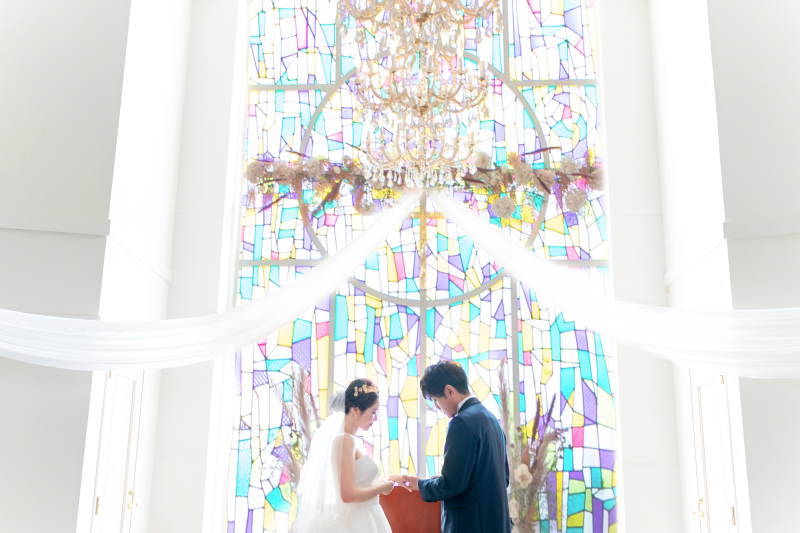 型物撮影【チャペルフォト＊データ5カットのみ納品】ステンドグラス煌めく白亜のチャペル撮影プラン