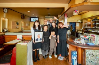 【ファミリーフォト】お好きな場所&ご自宅での撮影もOK★毎月2組限定！2万円OFFキャンペーン★土日祝日料金アップなし♪