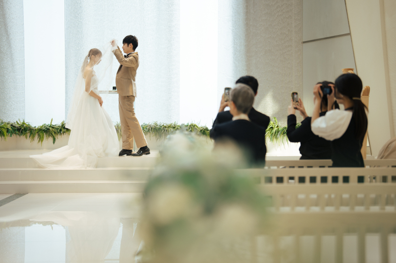 【ETERN&Eacute;】撮影＋挙式プラン｜チャペルセレモニー撮影 