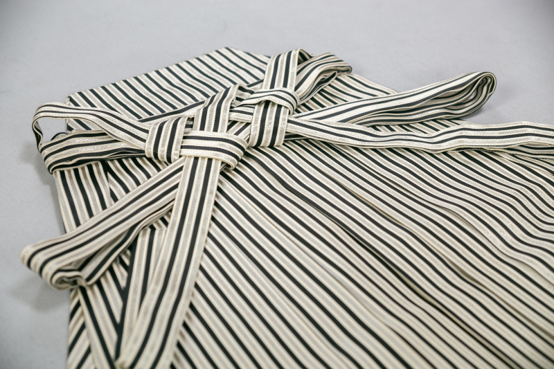 紋付袴（ストライプ）