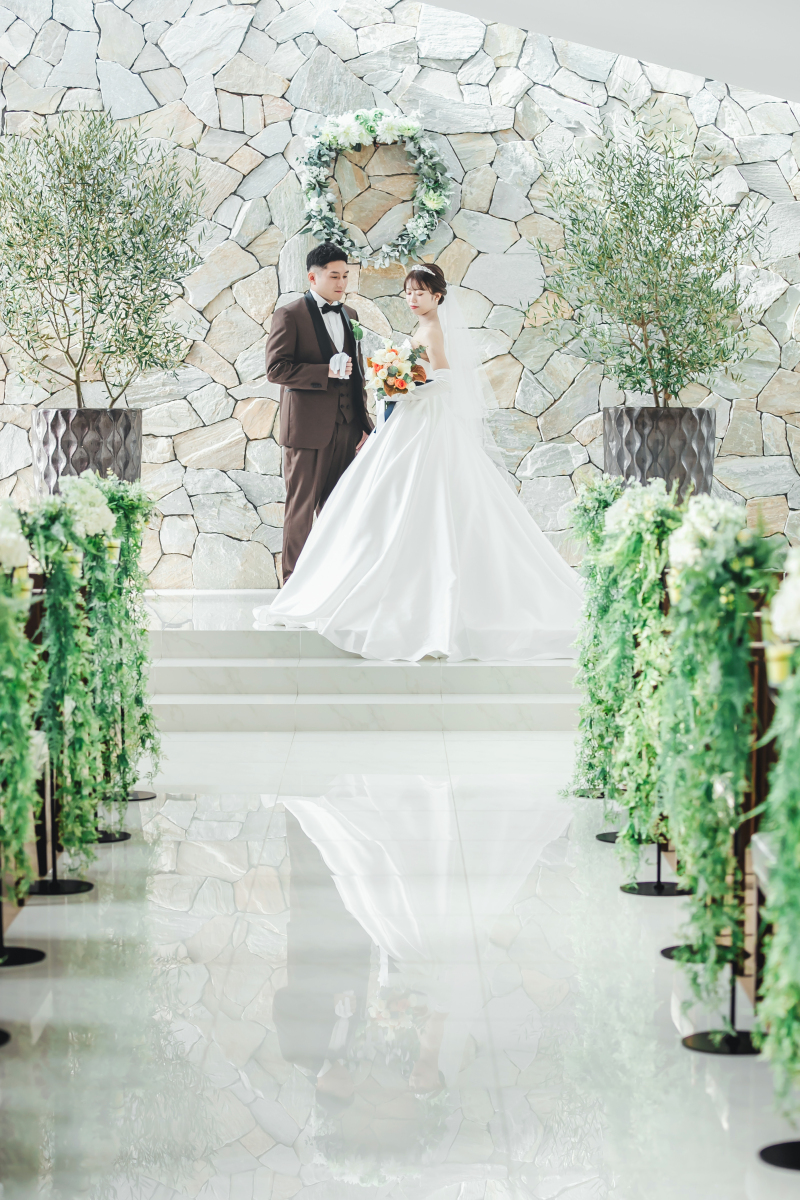 本格的なチャペルと多彩な空間