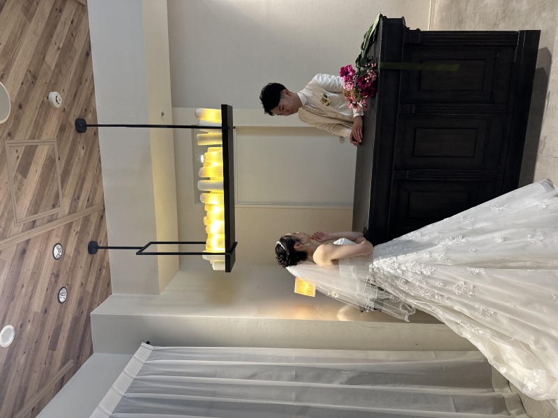 チャペルだけではない多彩な撮影をスタジオで。