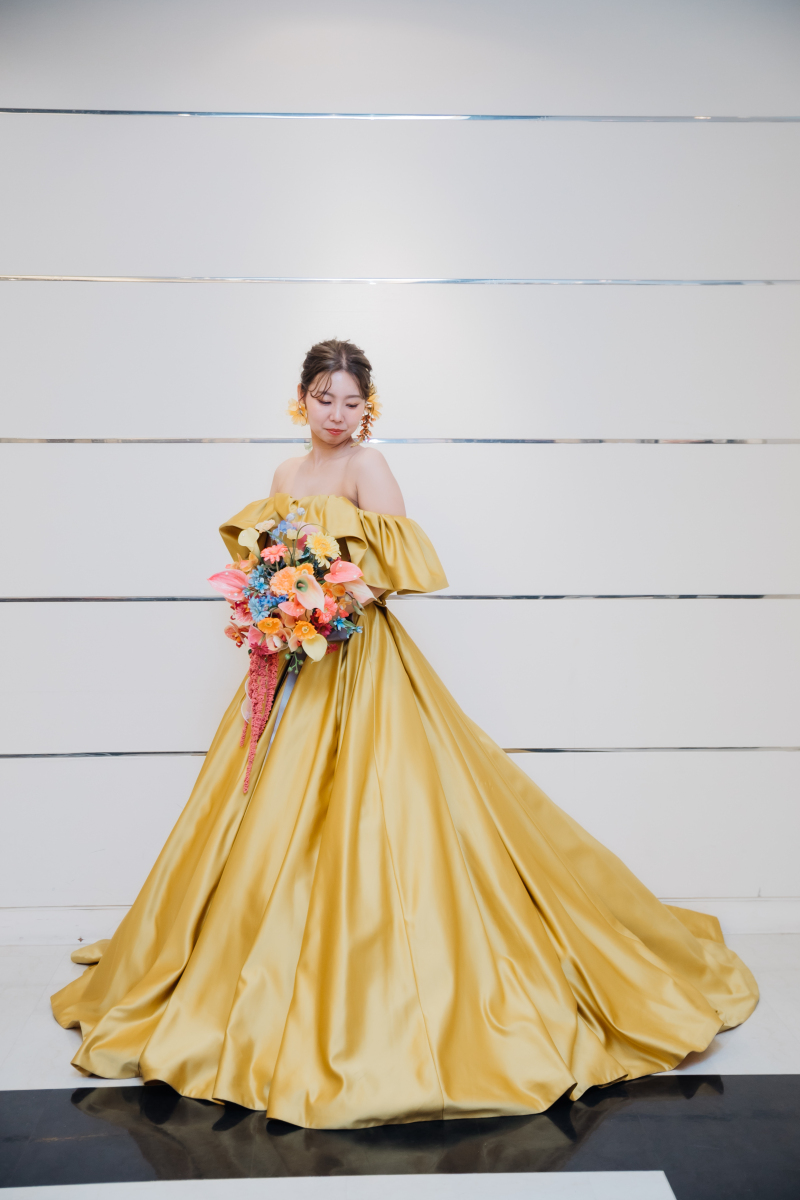 エール・フォルトゥーナ_カラードレスが豊富