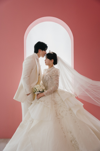 エール・フォルトゥーナ_韓国ドレス