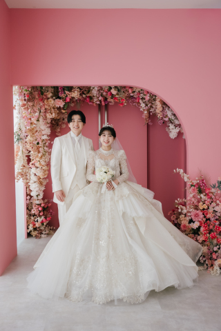 エール・フォルトゥーナ_韓国ドレス