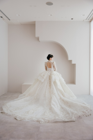 エール・フォルトゥーナ_韓国ドレス