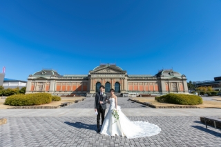 豊富なウエディングドレスを取り揃えております。