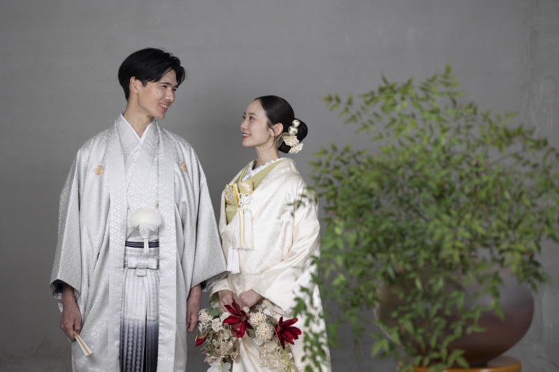 新規OPEN記念！【先着5組！50％OFF】洋装１点&和装１点 スタジオ撮影｜187,000円&rArr;93,500円