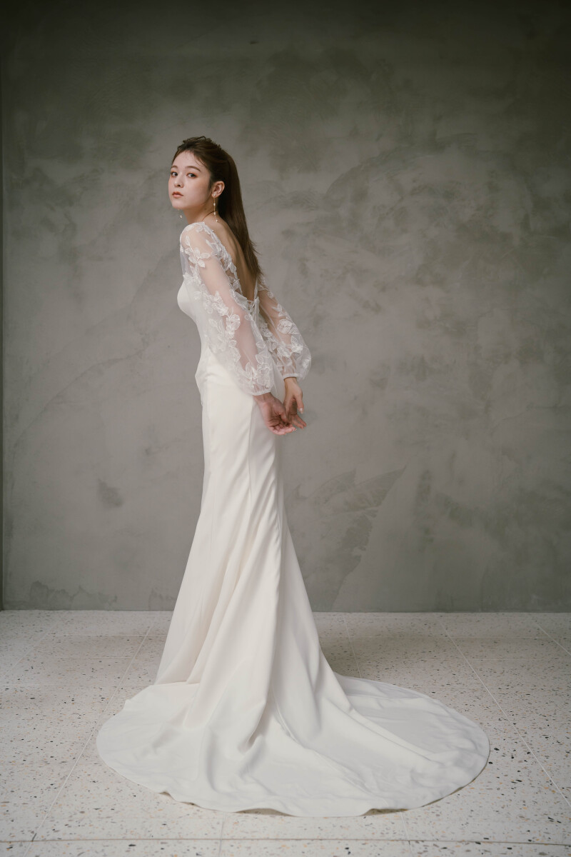 Reina＜Lace Long Sleeve＞
